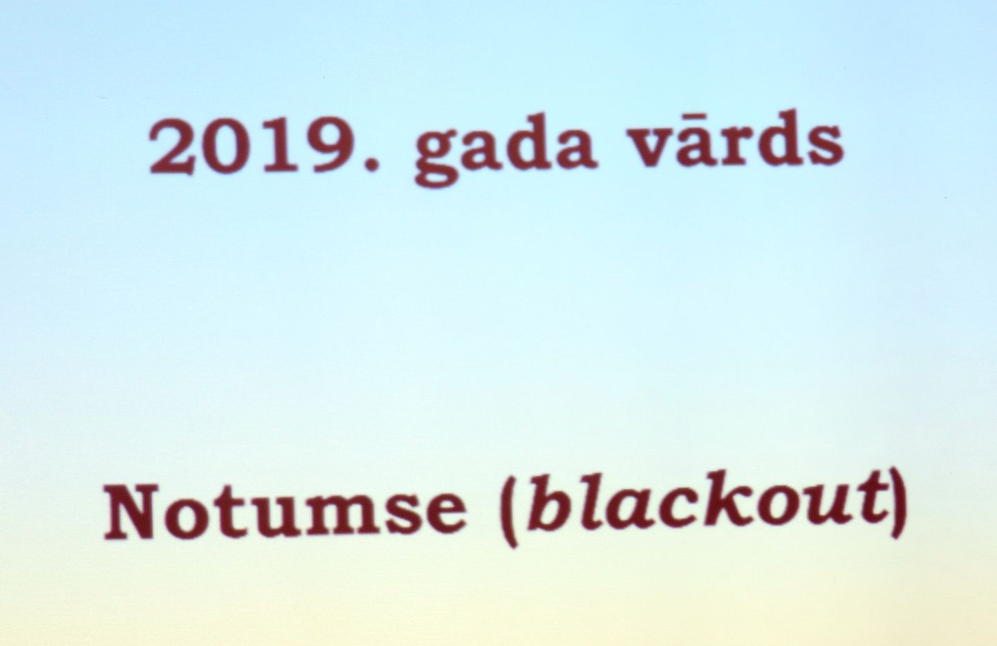 Rīgas Latviešu biedrības namā notiek pasākums, kurā paziņo "2019. gada vārdu, nevārdu un spārnoto teicienu".