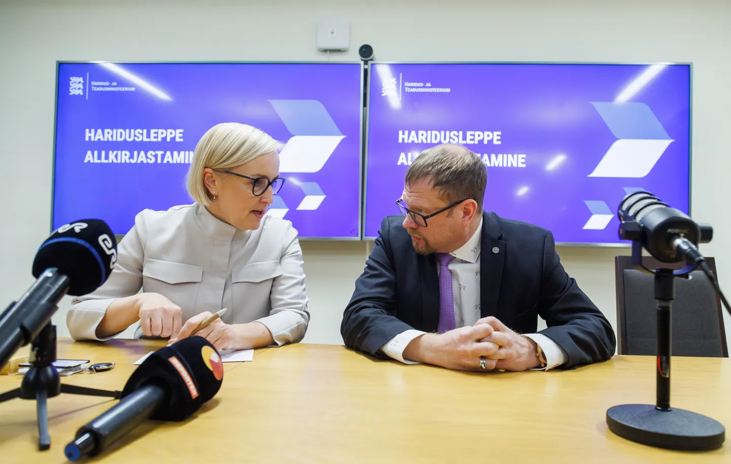 Eesti Haridustöötajate Liidu (EHL) eestvedamisel algavad homme üldhariduskoolide ja lasteaedade kollektiivlepingute läbirääkimised.