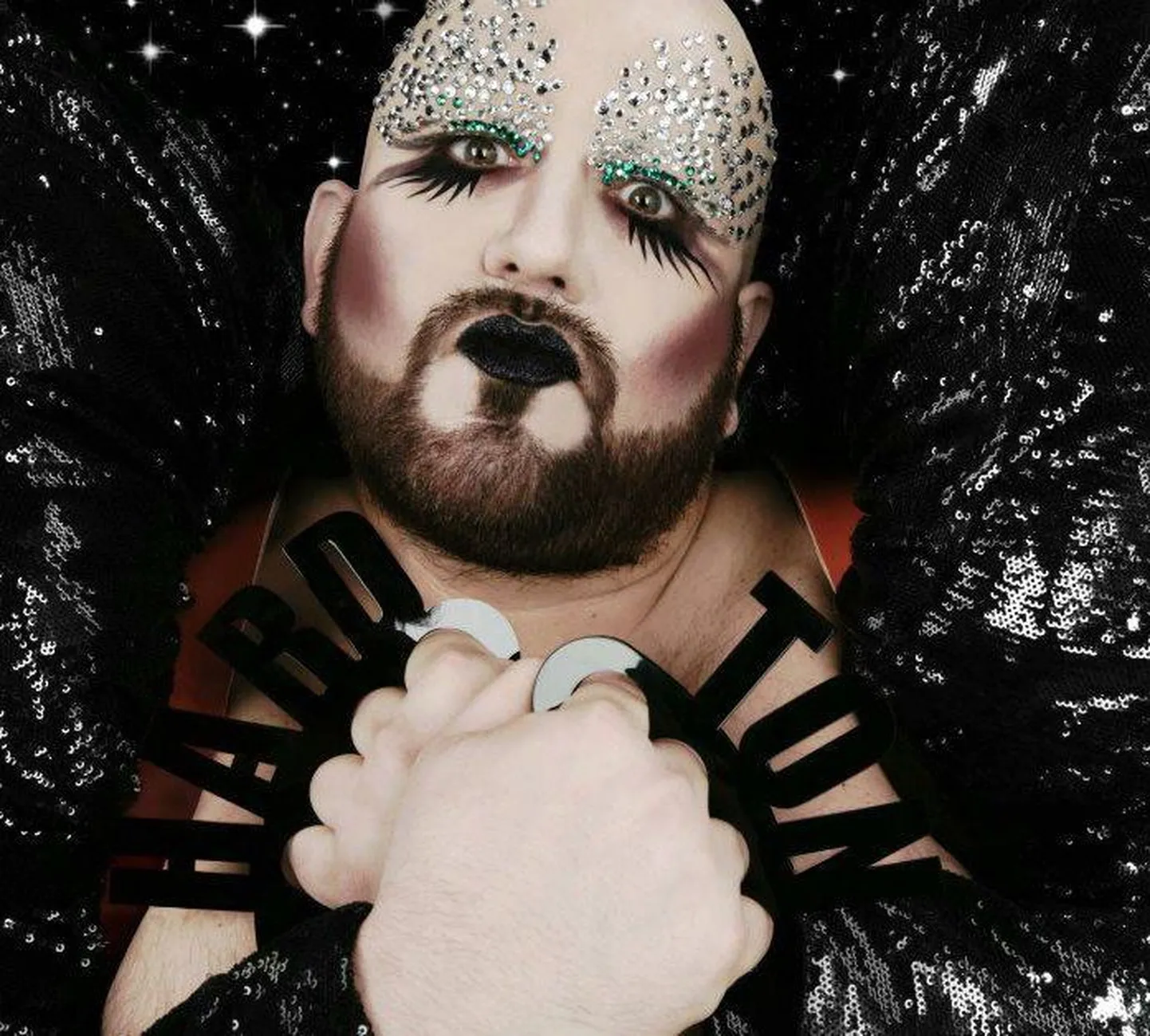 Itaalia superstaar, ekstravagantne drag queen Hard Ton