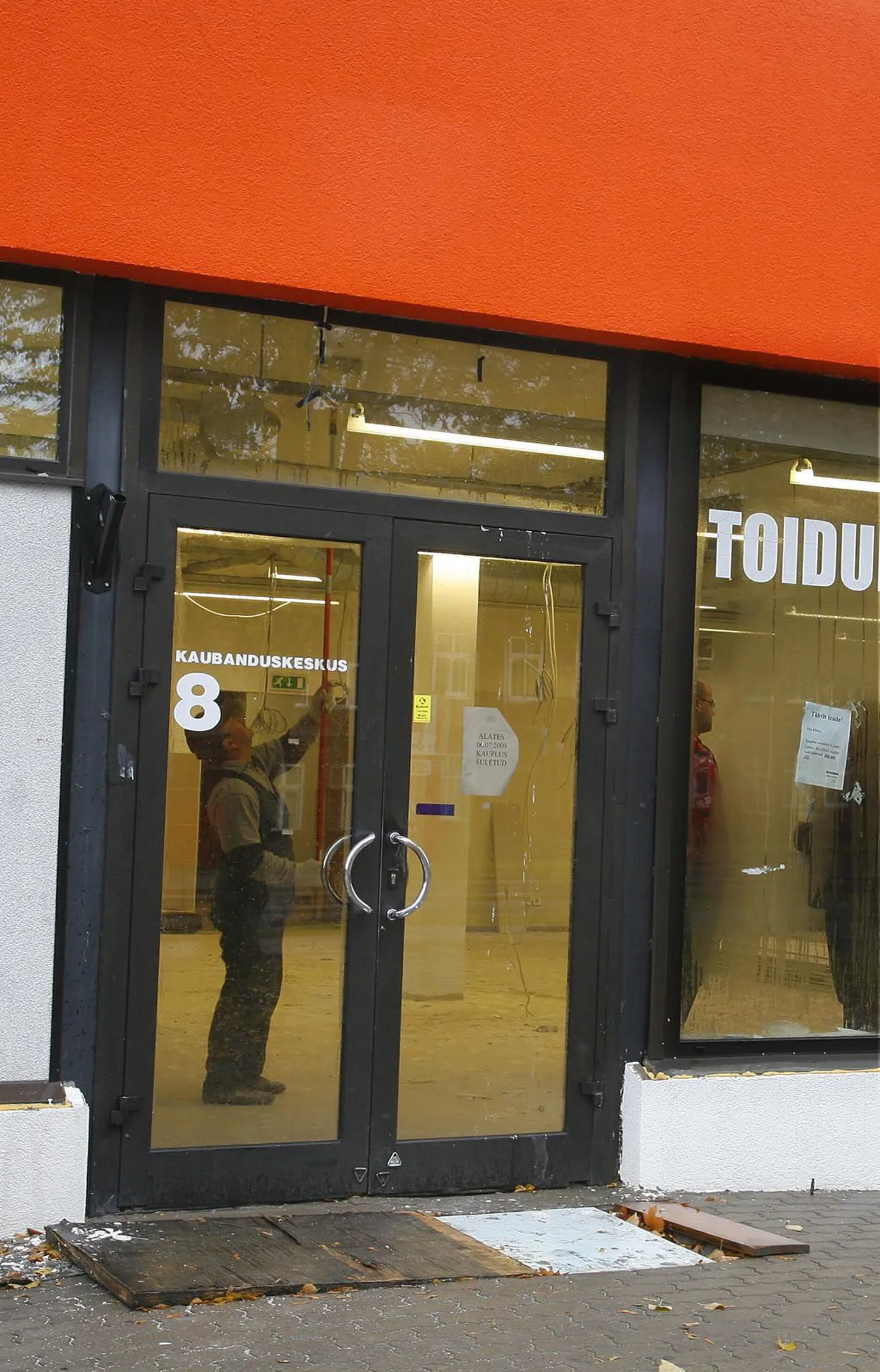 Hoolega käivad remonditööd tulevase Konsumi ruumides lõpevad hiljemalt 19. novembril.