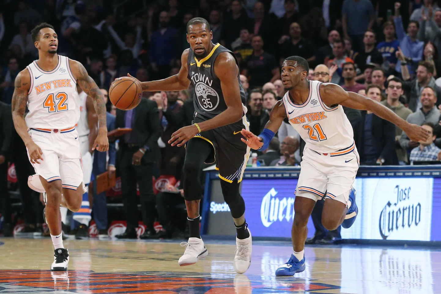 Durants spēlē pret "Knicks"