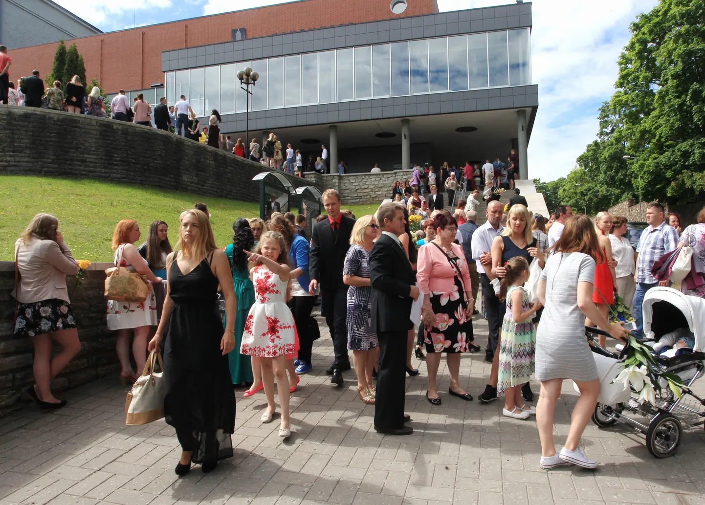 Tartu kutsehariduskeskuse lõpupidu Vanemuises üle-eelmisel aastal.
