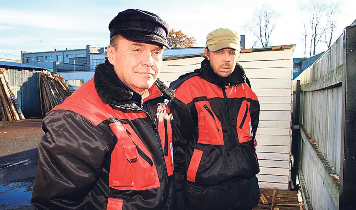 Raivole (vasakul) ja Jürile meeldivad tööpäevad puhkepäevadest rohkem: siis on vähemalt midagi teha.