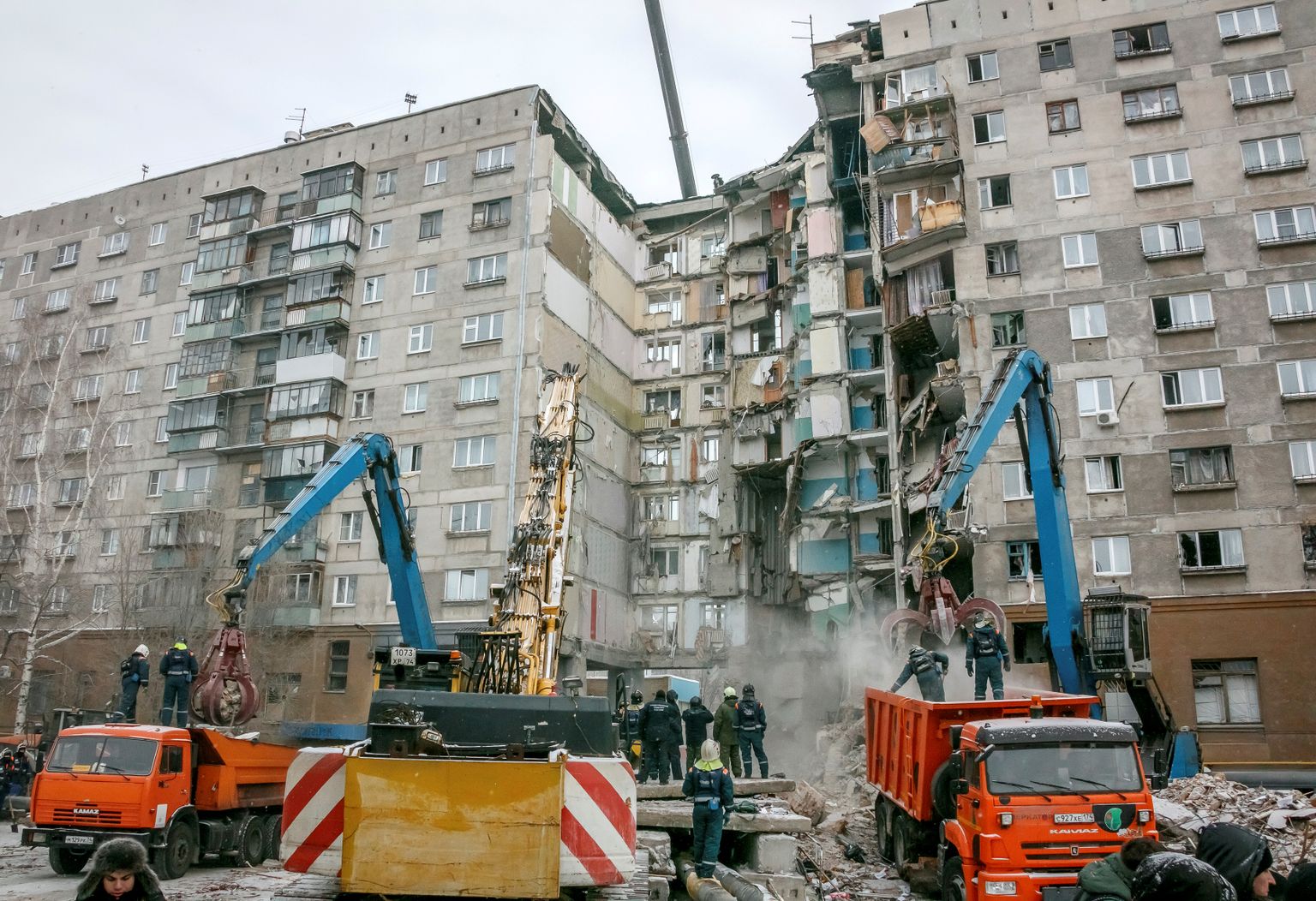 31 декабря исполнится год со дня взрыва и последующего обрушения многоквартирного дома на улице Карла Маркса, 164 в Магнитогорске.