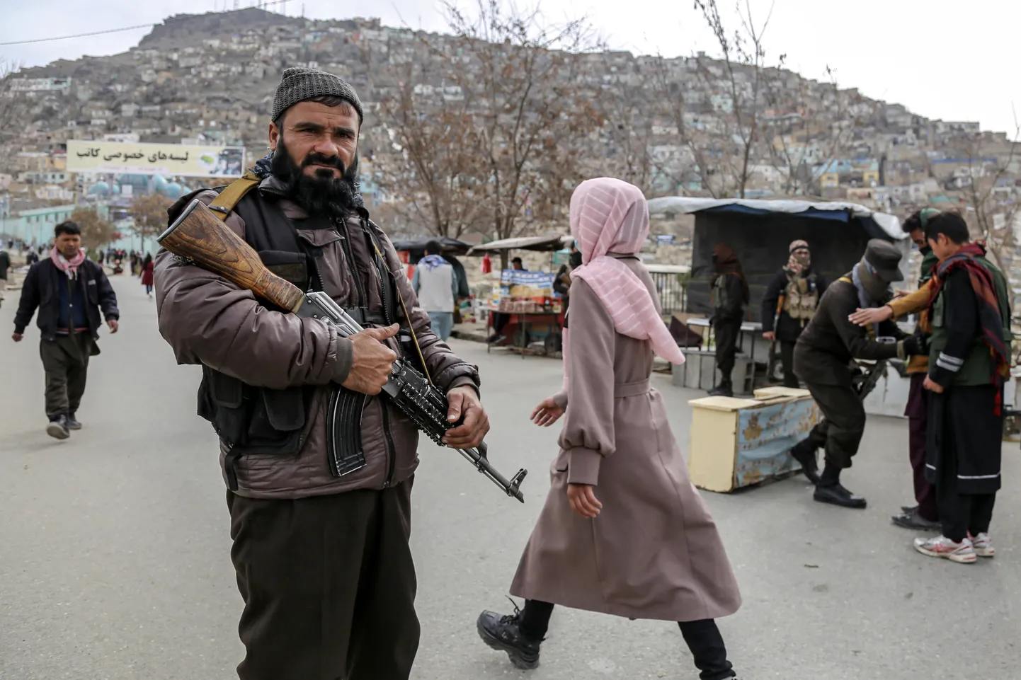 Talibani liige Kabuli tänaval.