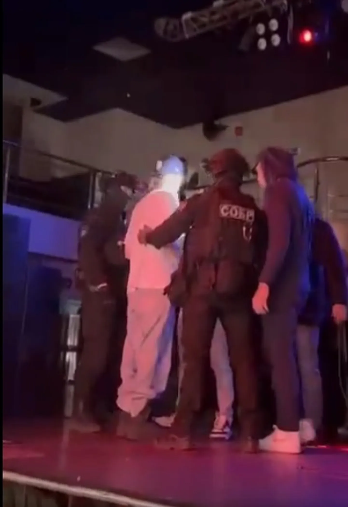 Задержание латвийского рэпера "Платина" в Томске