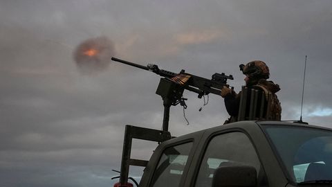 Zelenski napoveduje povečanje financiranja enot na fronti, ruski vojak obsojen na dosmrtni zapor zaradi uboja ukrajinskega branilca