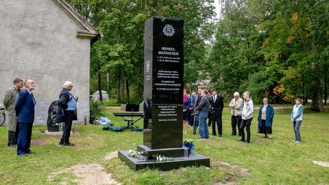Суд постановил снести памятник эстонскому государственному деятелю