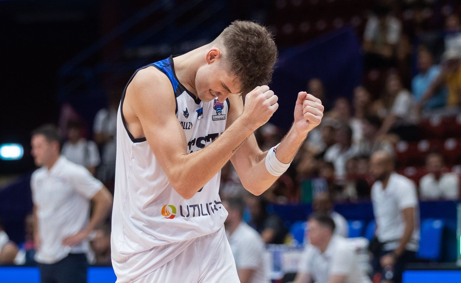 VIDEO Henri Drell alustas NBA Gliiga hooaega ilusa esitusega