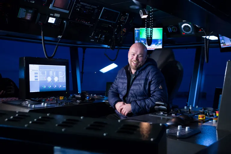 Kapten Hanno Naaber oma «troonil». Foto: Jaanus Lensment.