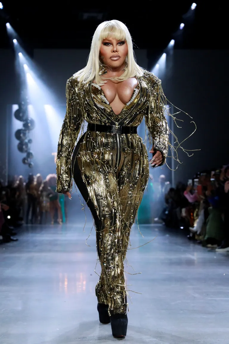Lil' Kim 2019. aastal esinemas.