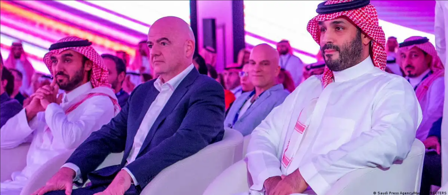 Президент ФИФА и министр спорта Саудовской Аравии