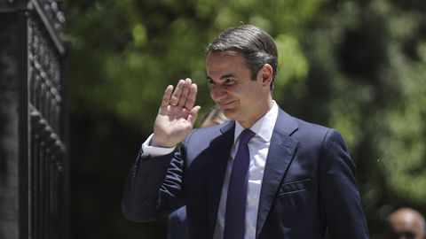 Kreeka uus peaminister valis ministreid ametisse