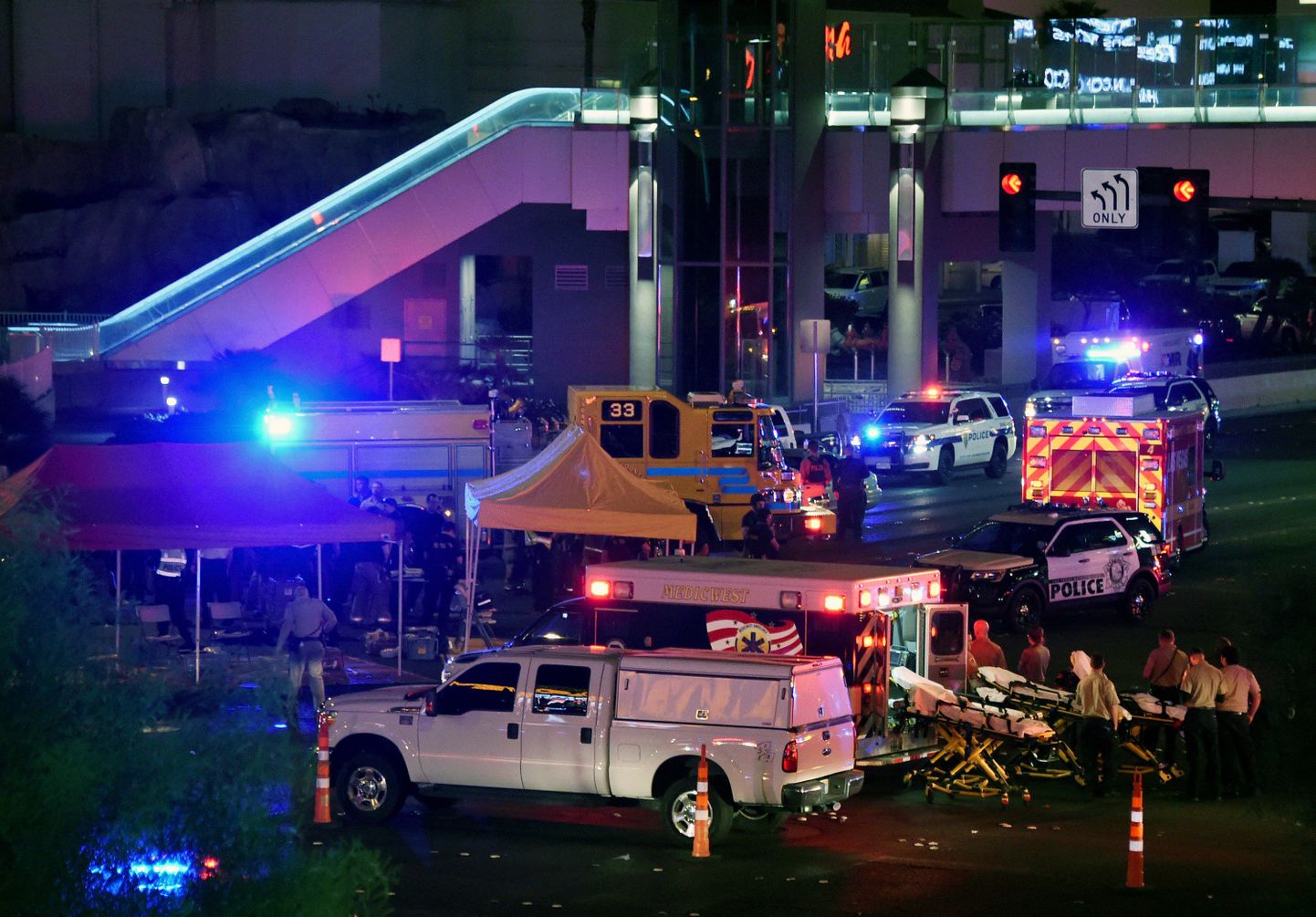Las Vegase politsei ja kiirabi sündmuspaigal.