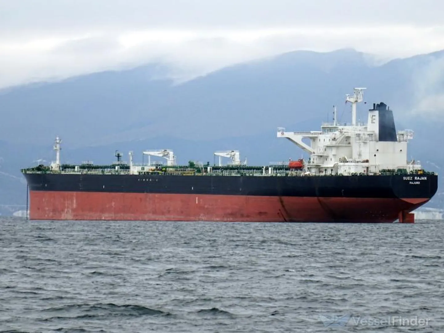 Tanker St Nikolas, mis kandis varem nime Rajan.