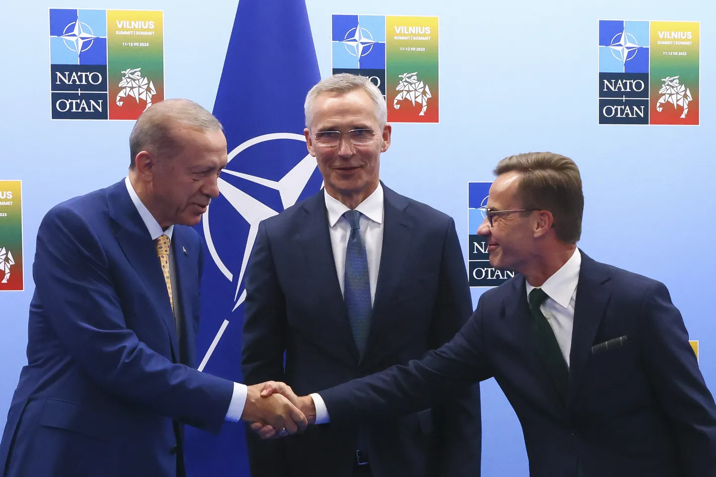 Накануне саммита НАТО Эрдоган встречается с премьер-министром Швеции Ульфом Кристерссоном и главой альянса Йенсом Столтенбергом.