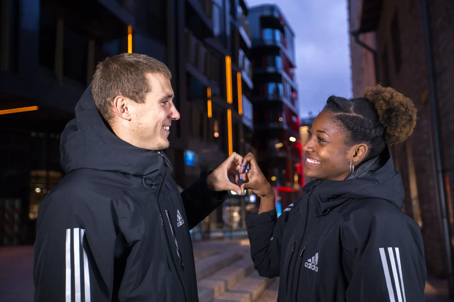 Shaunae Miller-Uibo on koos Maiceliga esmakordselt Eestis ning nautinud hoolimata harjumatust ilmast siinseid päevi.