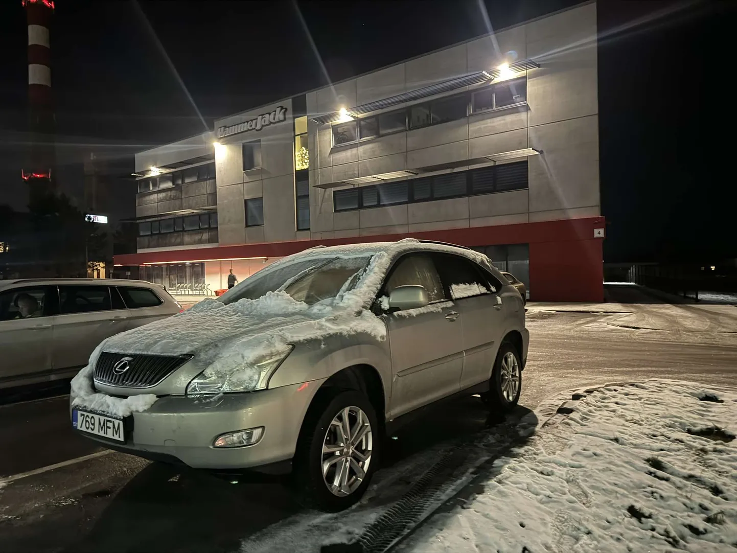Lexus, millega pikanäpumehed minema sõitsid.