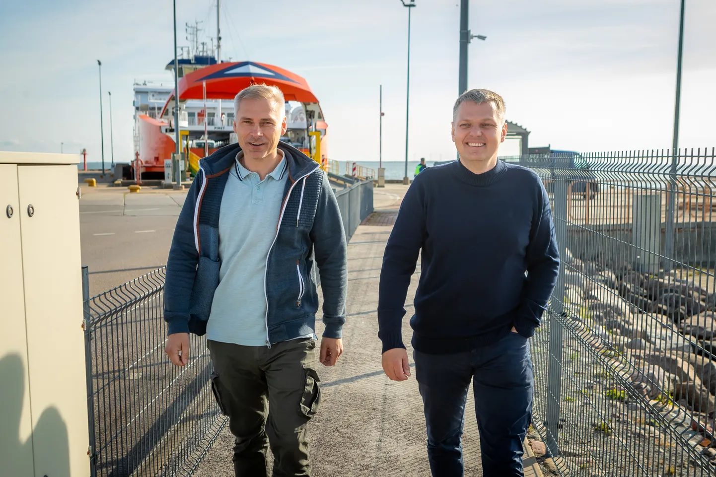 VILJAR VIIL JA JANIS OSA tunnustavad, et maailma võrdluses väärivad Kuivastu ja 
Virtsu sadam kindlasti kiitust.