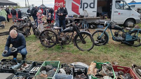 FOTOD ⟩ Tagadi Restauraatorite päev toob kokku vanatehnika, vanavara ja kollektsionäärid