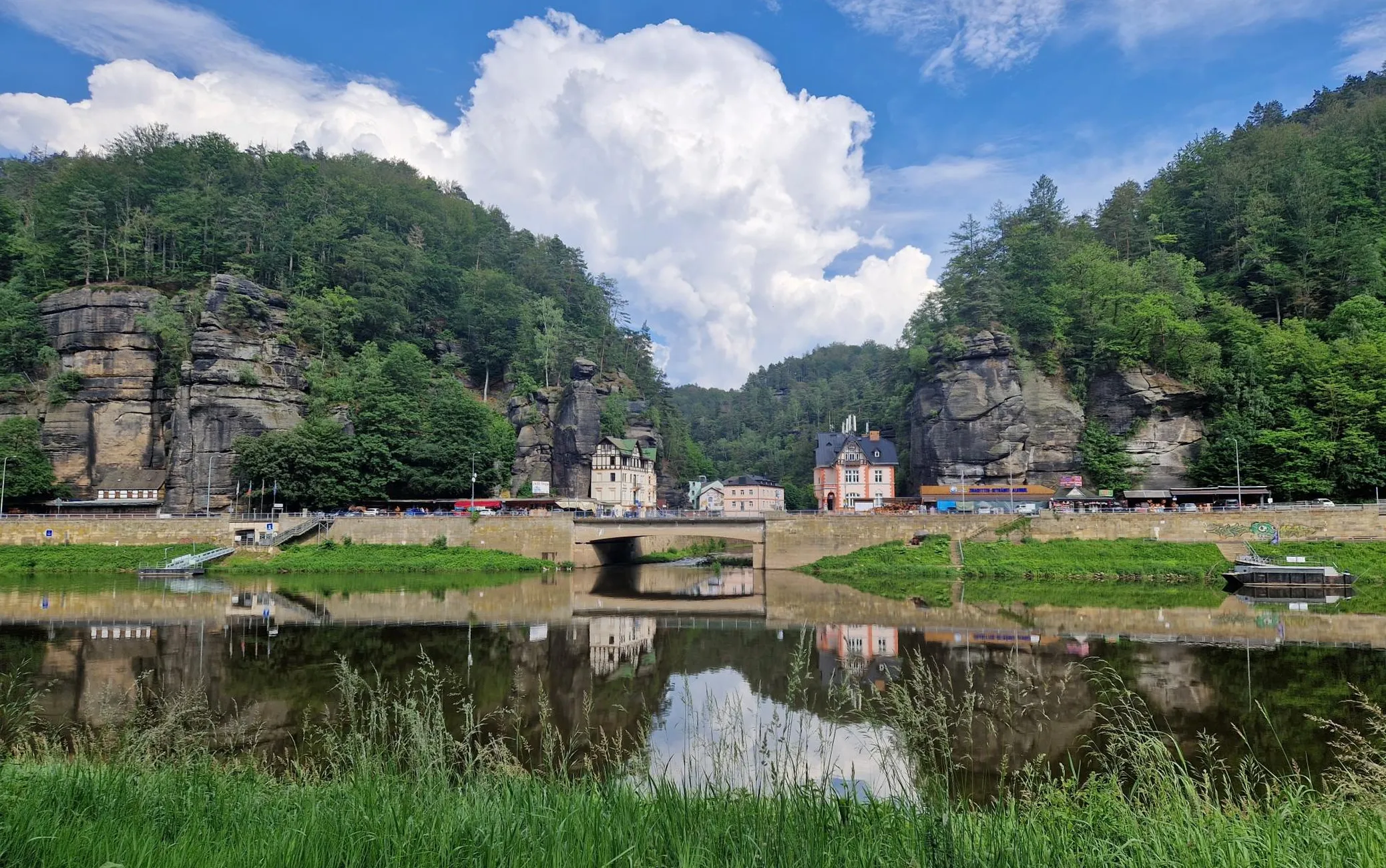 Elbe: maaliline ja märgiline jõgi. 