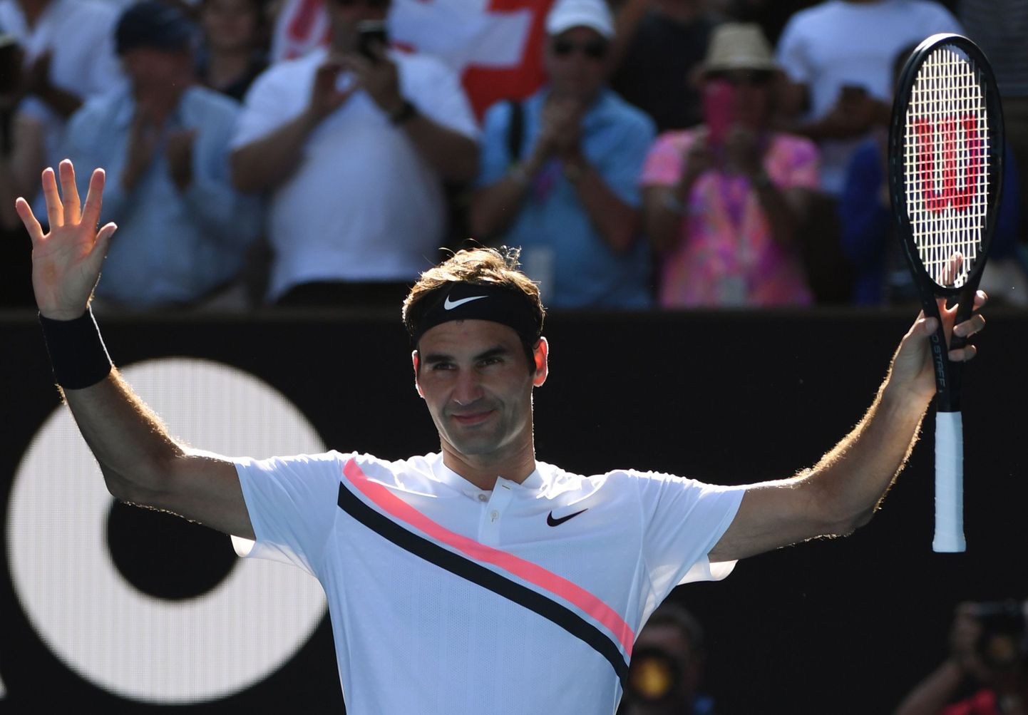 Roger Federer püsib karjääri 20. suure slämmi turniiri võidu kursil.
