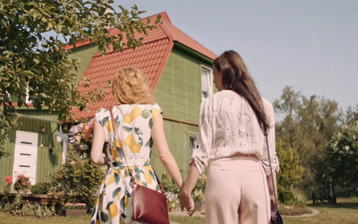 Grete Konksi ja Janika Arum lühifilmis «Vanaema, saa tuttavaks»
