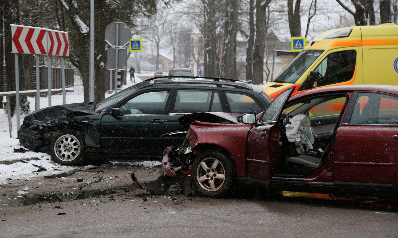 Сравнение двух авто