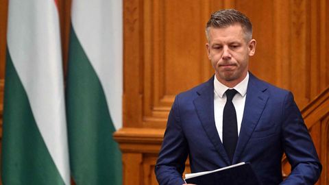 Ungari piirab peaministrite ametiaega, takistades Orbáni naasmist