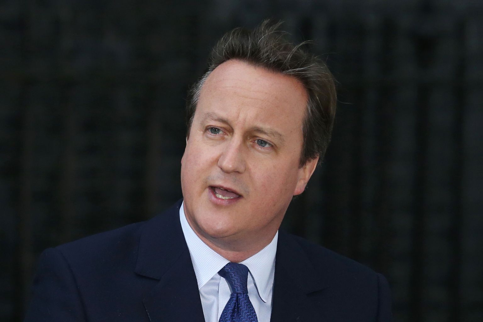 David Cameron vahetult enne Briti peaministri ametist lahkumist 2016. aasta juulis.