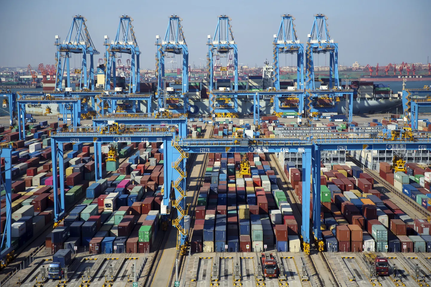 Konteinerid Hiina idaosas Shandongi provintsis Qingdao sadamas.