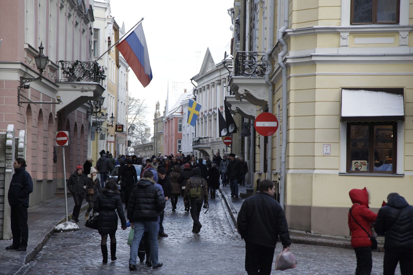 Tallinna linnavalitsus soovib seadusmuudatust, et ohjeldada öist lärmi vanalinna tänavatel