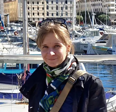 Dr Liis Väli.