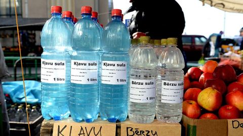 Dzer, cik lien? Cik patiesībā veselīgas ir koku sulas