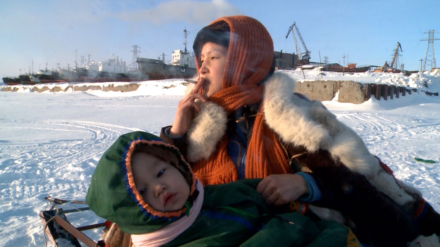 Ivanna on viie lapse ema, kes elab Põhja-Siberis traditsioonilist nomaadielu.