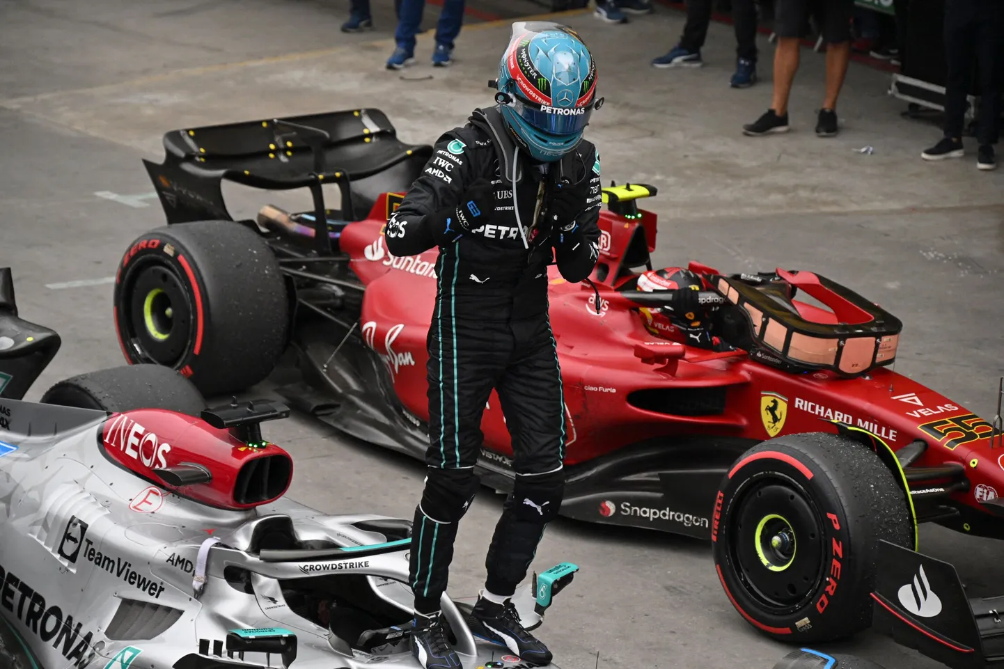 Brasiilia GP võitnud George Russell.
