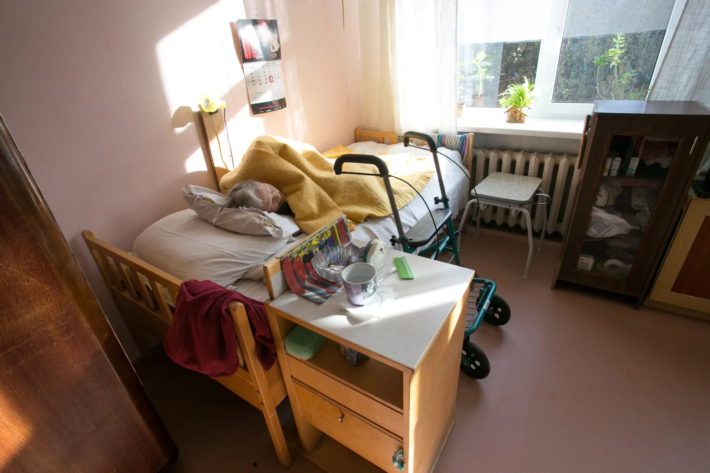 Otepää vald kavatseb koduteenuste all pakkuda ka hooldamist. See peaks ise oma lähedasi hooldavate inimeste koormust vähendama ja parandama nende võimalust tööl käia. Pilt on illustreeriv.