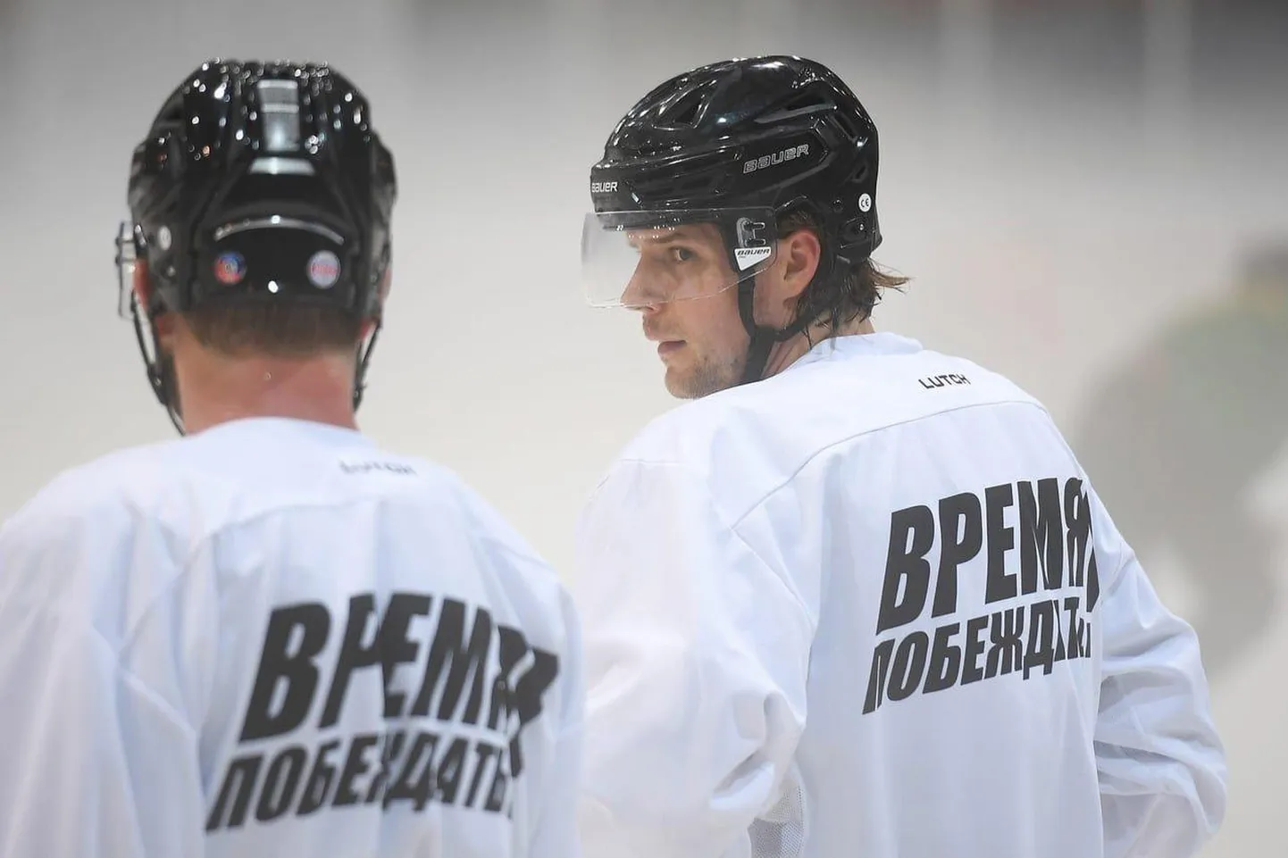 Robert Rooba loodab uuel hooajal jõuda koos koduklubi Tšerepovetsi Severstaliga KHLi play-off’i. Hooajaeelsetes mängudes on ta näidanud head minekut.
