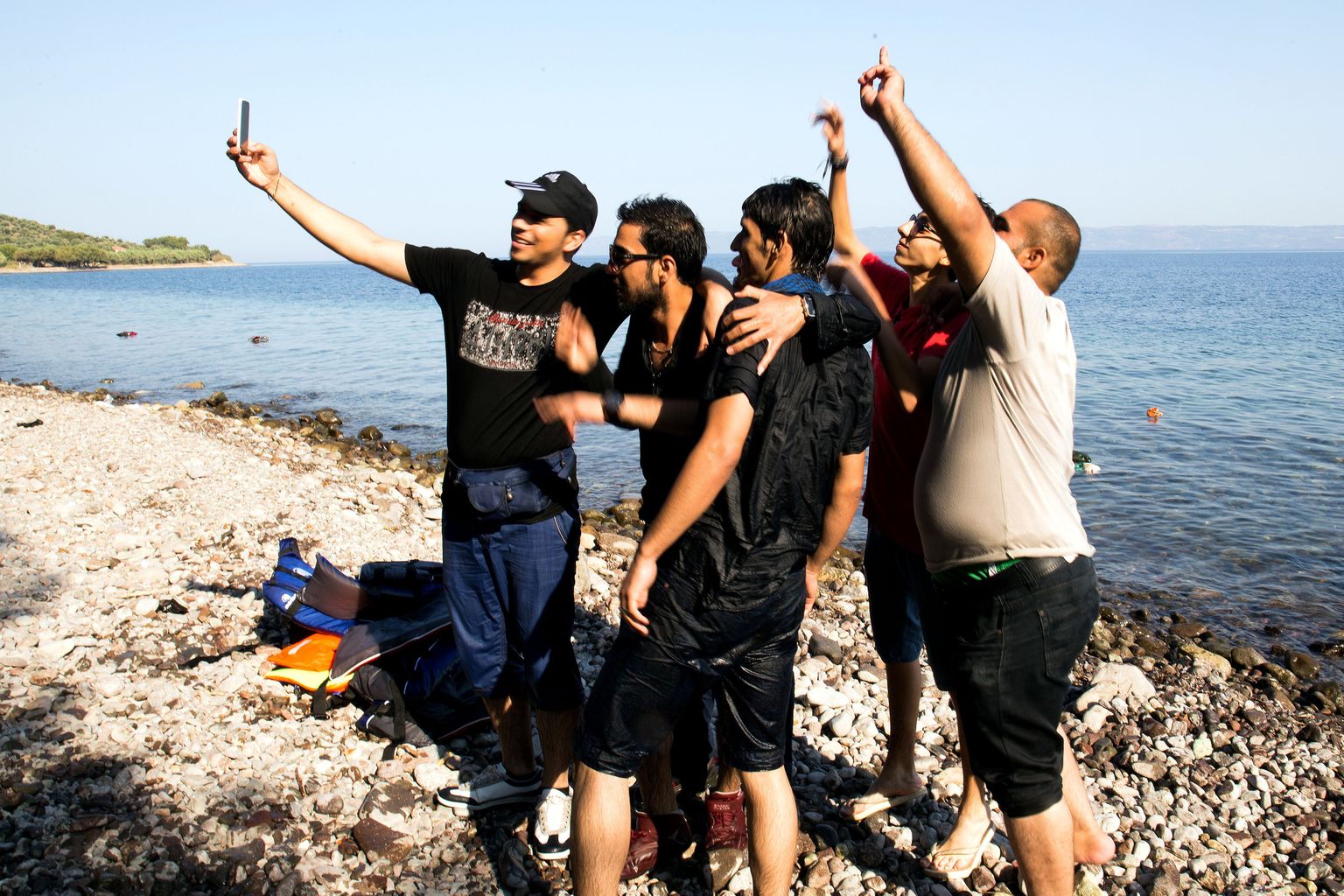 Süüria põgenikud selfiet tegemas