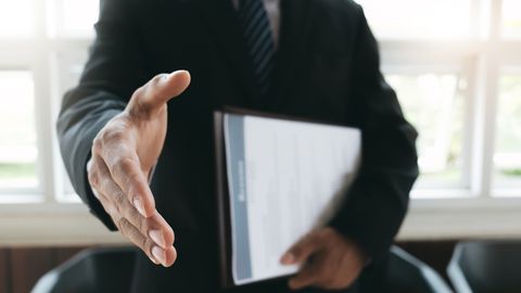 Plāno atteikties no darba meklētāja statusa piešķiršanas