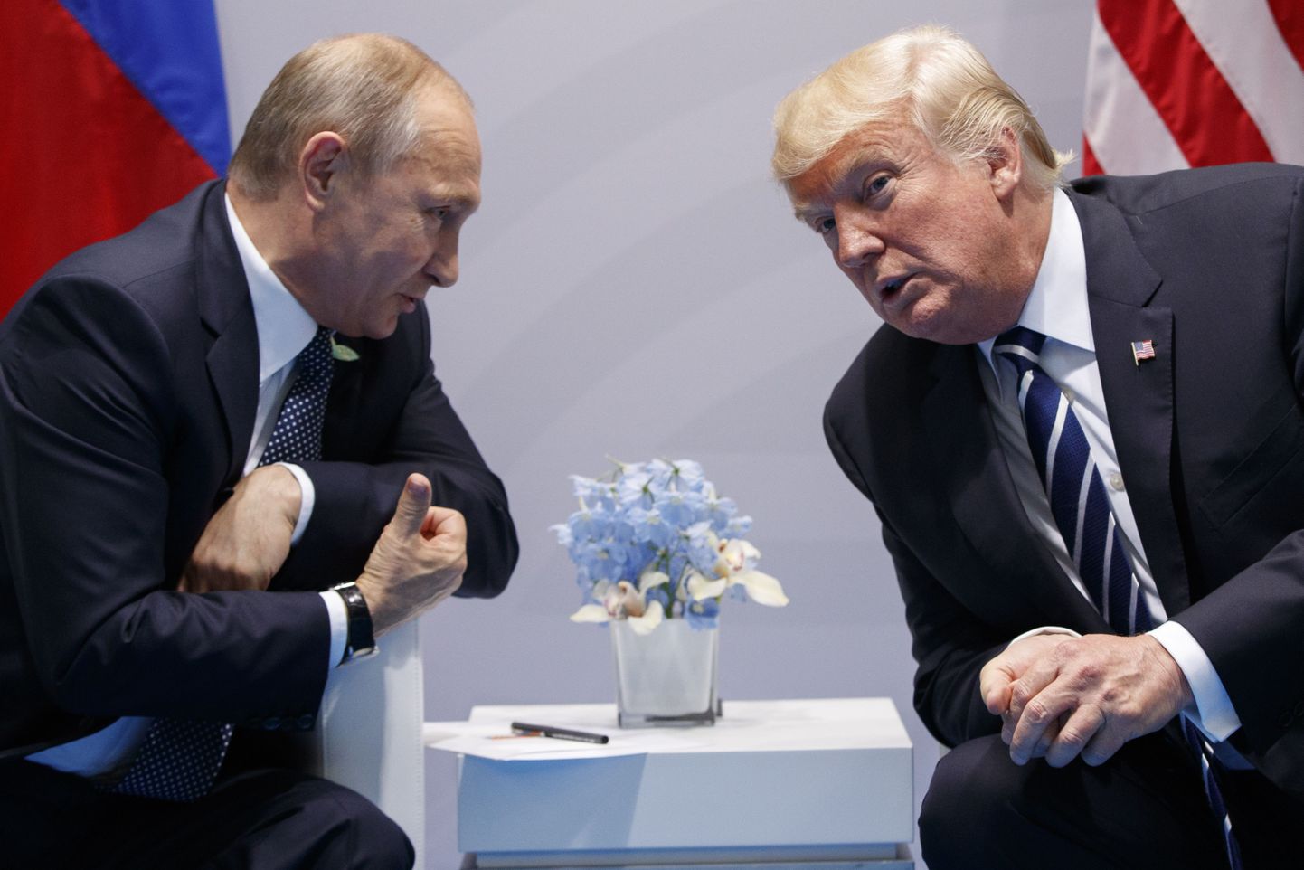 USA riigipea Donald Trump ja Vene president Vladimir Putin Hamburgis G20 kohtumise kõrvalüritusena toimunud kokkusaamisel.