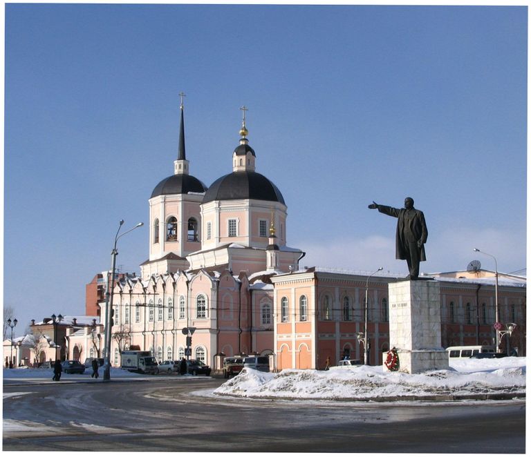 Lenini, endine Revolutsiooni väljak Tomski linnas