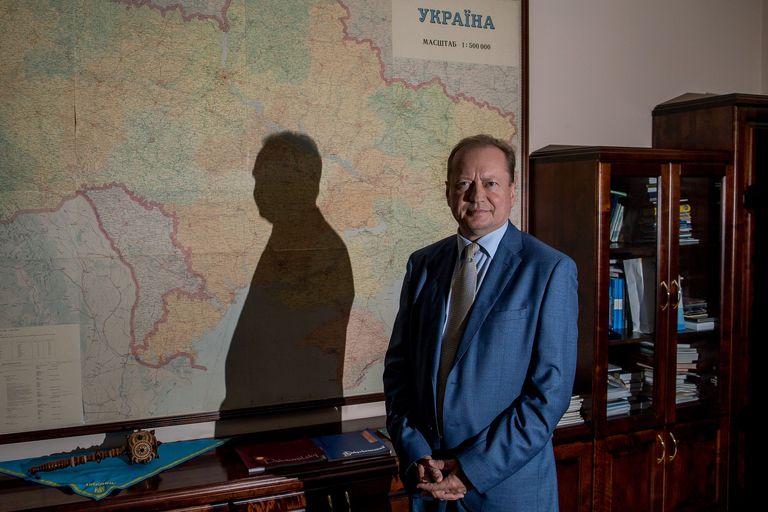Виктор Крыжановский в своем кабинете. / Сандер Ильвест