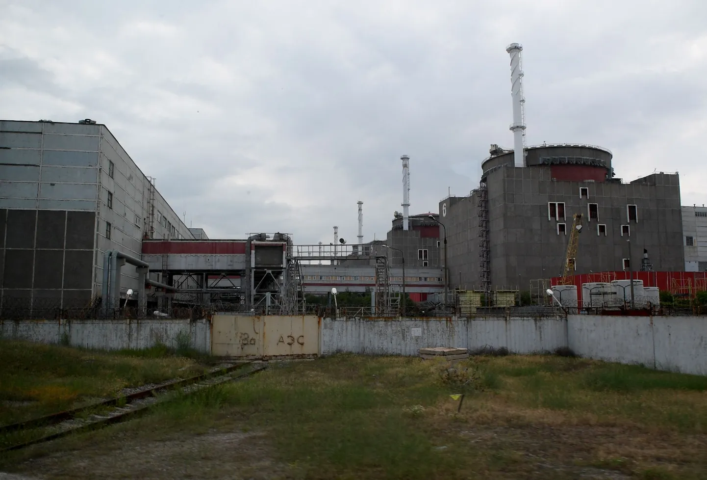 Vaade Venemaa okupeeritud Zaporižžja tuumaelektrijaamale.