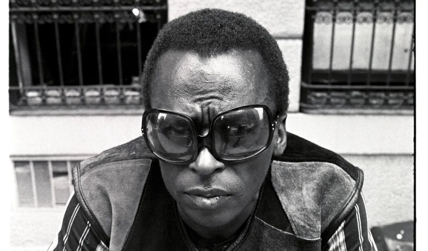 Legendaarne Miles Davis. 