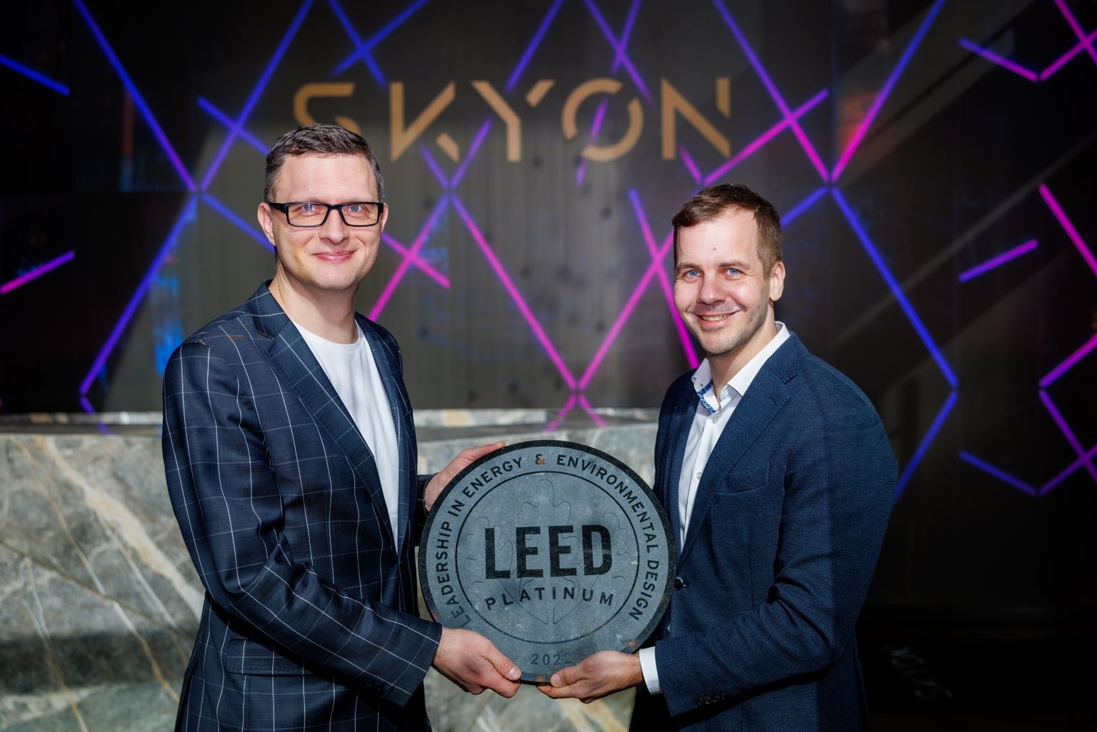 Skyoni büroohoone pälvis rahvusvaheliselt tunnustatud LEED Platinum sertifikaadi.
