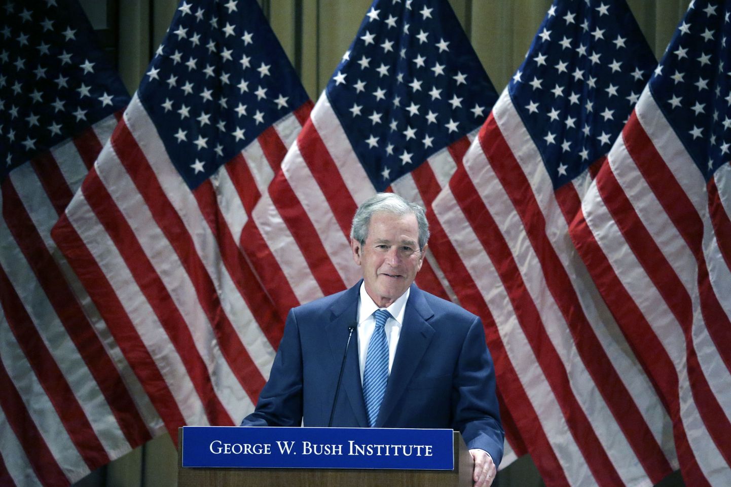 Endine USA president George W. Bush veebruaris 2014 Dallases esinemas.