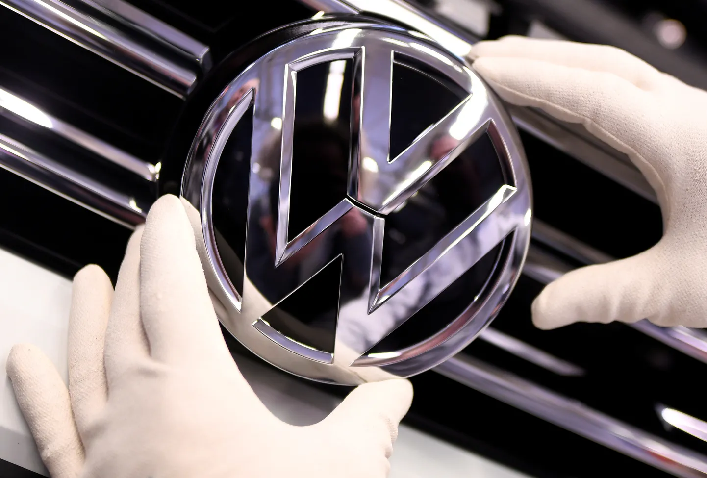 Логотип Volkswagen.
