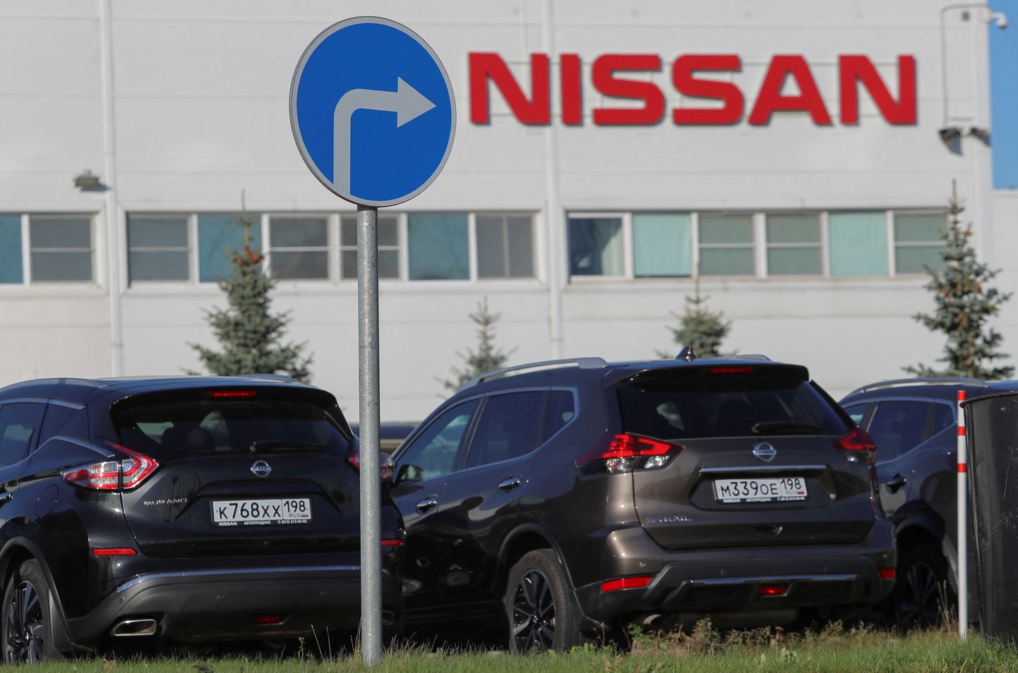 Nissani tehas Peterburis.