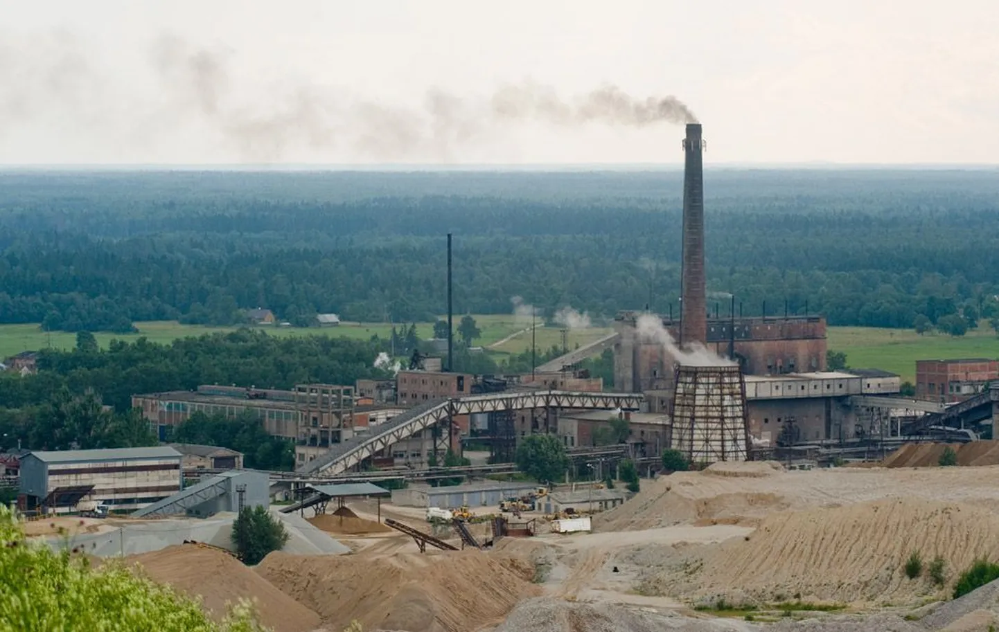 Вид на завод Kiviõli.